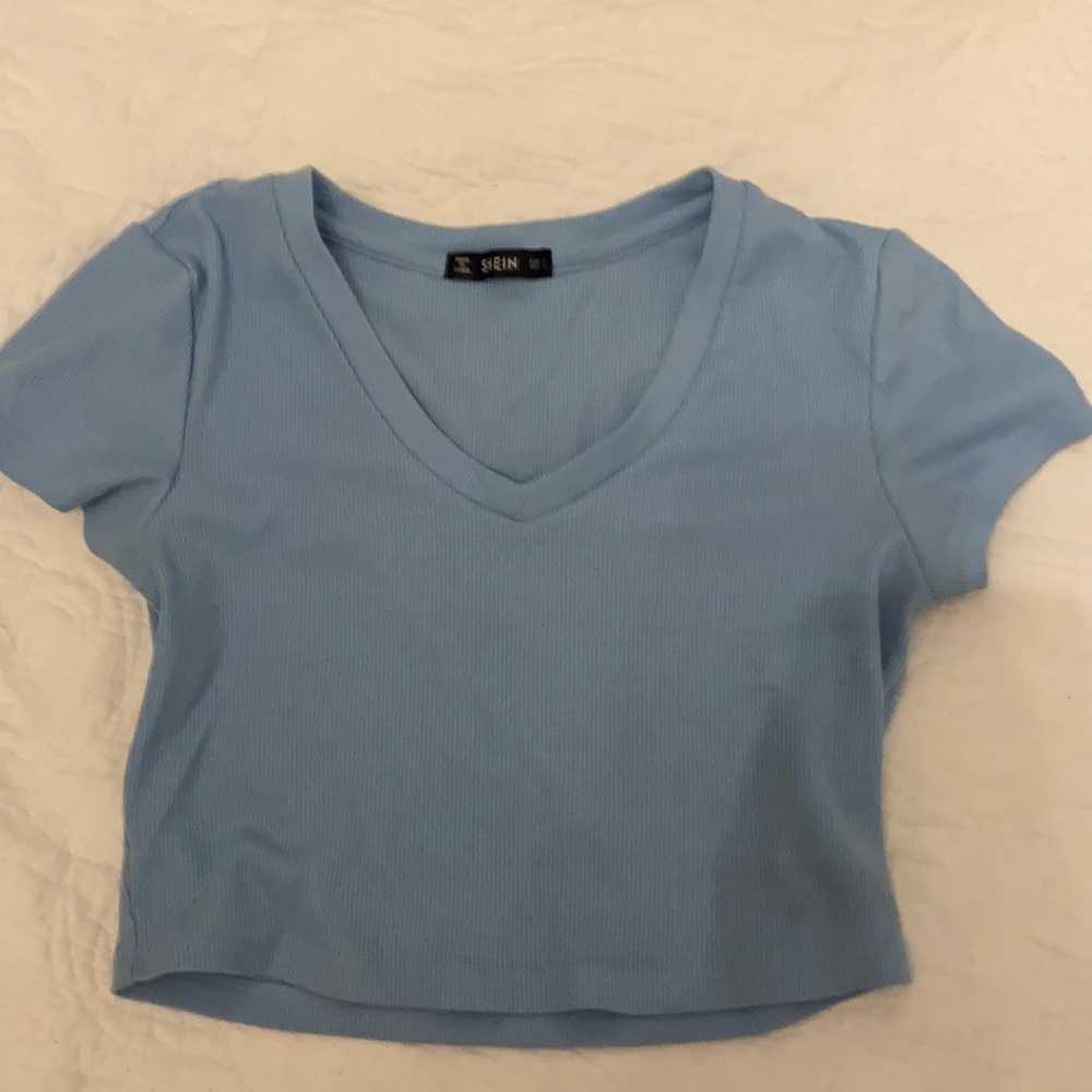 Baby blue v neck cropped top